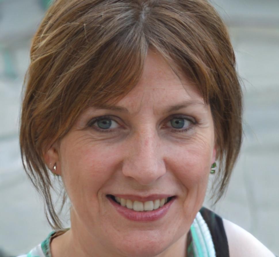 Inés Moreno, Responsable de Estrategia de Datos en hivoraqura